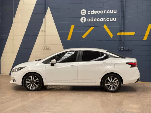 Nissan Versa Advance 2022 - Image 4