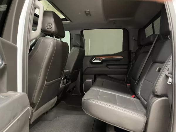 GMC Sierra Denali 2023 - Image 15