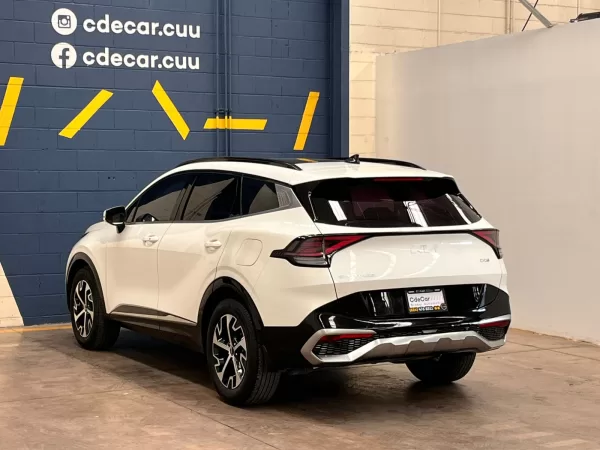 Kia Sportage EX Pack 2023 - Image 5