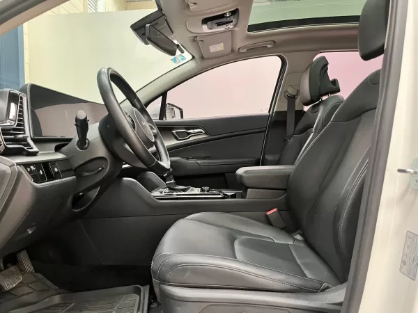 Kia Sportage EX Pack 2023 - Image 9