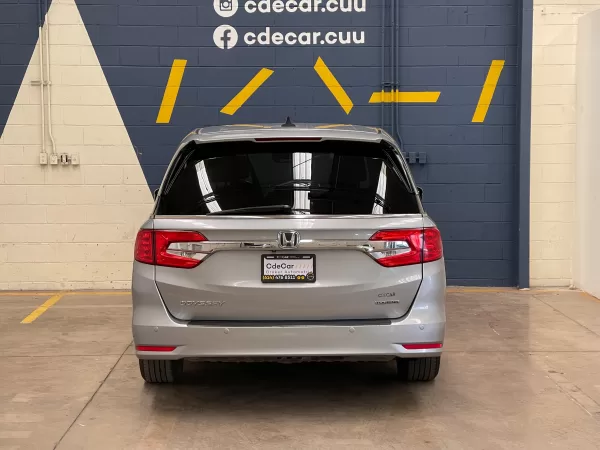 Honda Odyssey Touring 2019 - Image 6