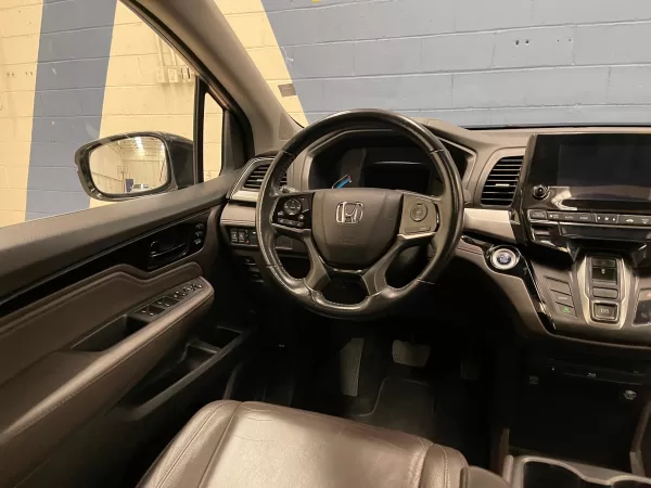 Honda Odyssey Touring 2019 - Image 10