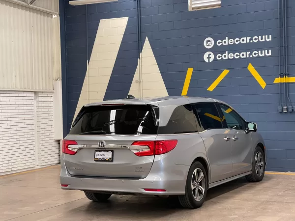 Honda Odyssey Touring 2019 - Image 7