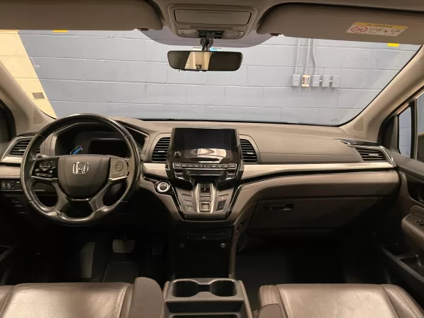 Honda Odyssey Touring 2019 - Image 11