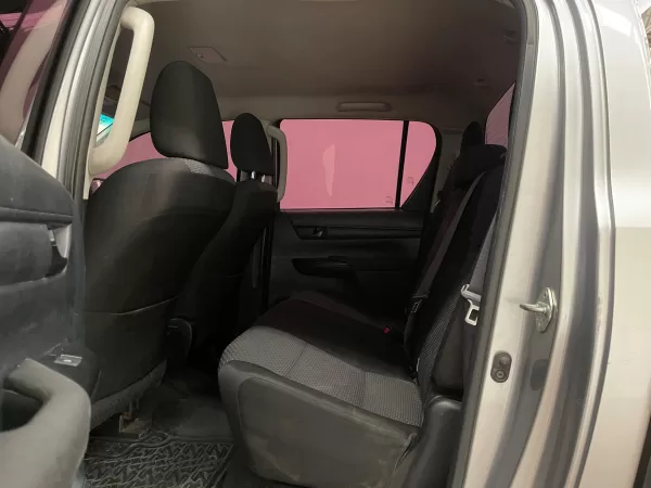Toyota Hilux Base 2017 - Image 16