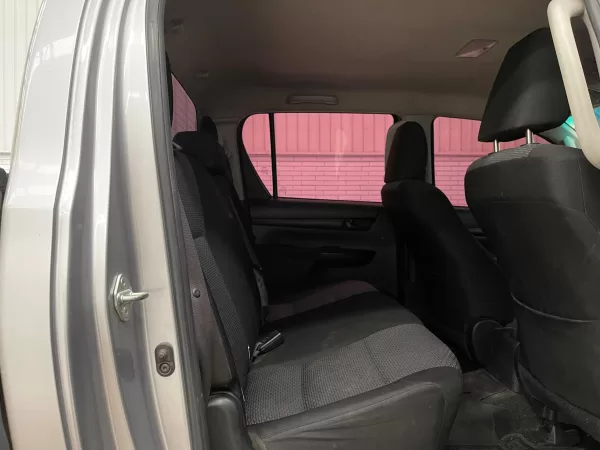 Toyota Hilux Base 2017 - Image 14