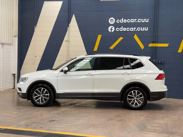 Volkswagen Tiguan Comfortline 2018 - Image 4