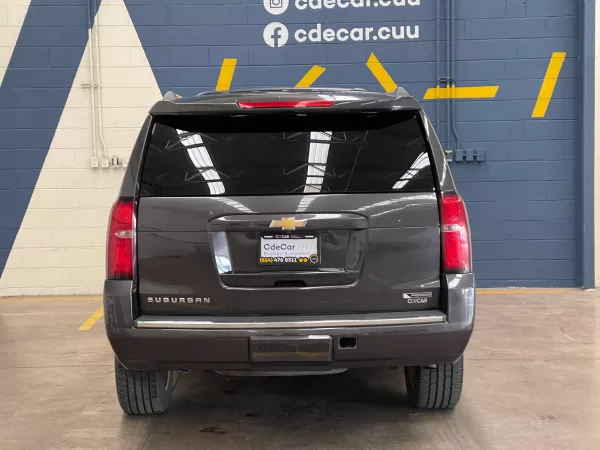 Chevrolet Suburban Premier 2017 - Image 6