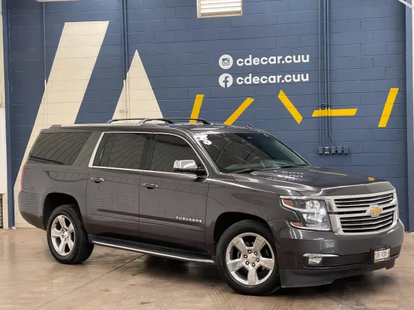 Chevrolet Suburban Premier 2017 - Image 8
