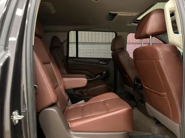 Chevrolet Suburban Premier 2017 - Image 14