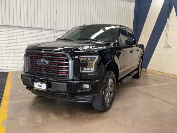 Ford Lobo Lariat Sport 2017 - Image 3