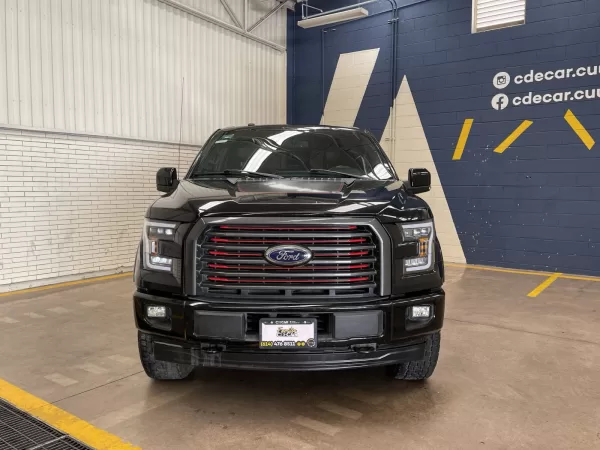Ford Lobo Lariat Sport 2017 - Image 2
