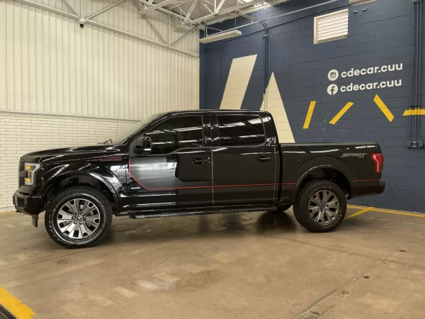 Ford Lobo Lariat Sport 2017 - Image 4