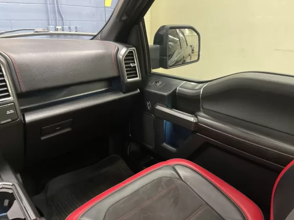 Ford Lobo Lariat Sport 2017 - Image 12