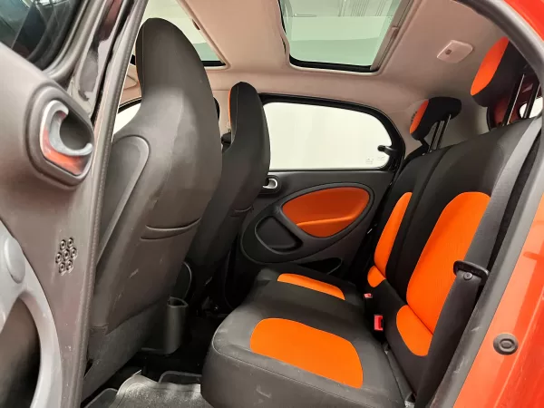 Smart Forfour 2018 - Image 16
