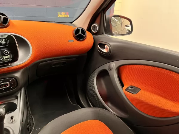 Smart Forfour 2018 - Image 12