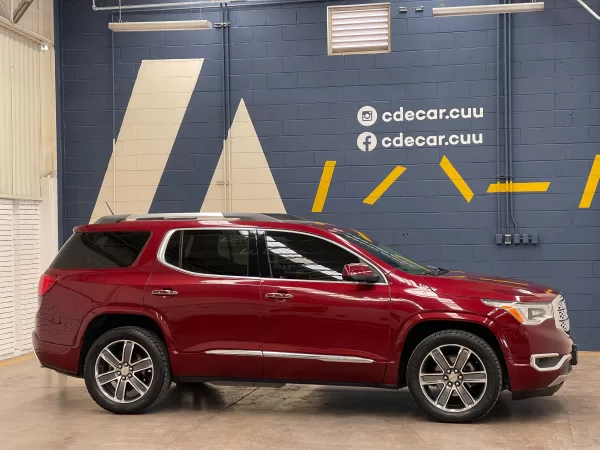 GMC Acadia Denali 2017 - Image 8