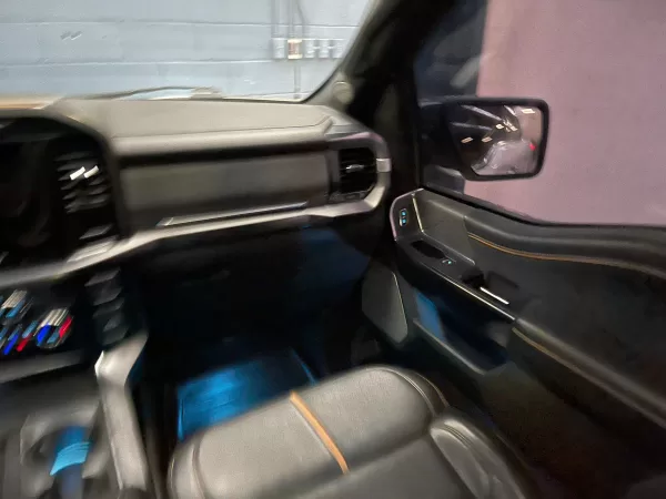 Ford Lobo Platinum 2021 - Image 12