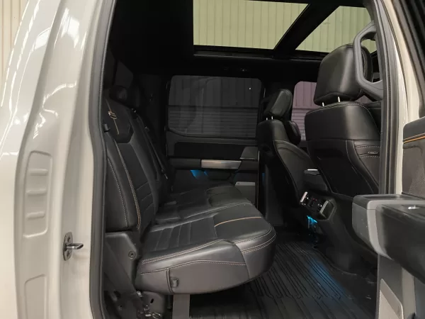 Ford Lobo Platinum 2021 - Image 14