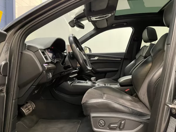 Audi SQ5 Quattro 2018 - Image 12