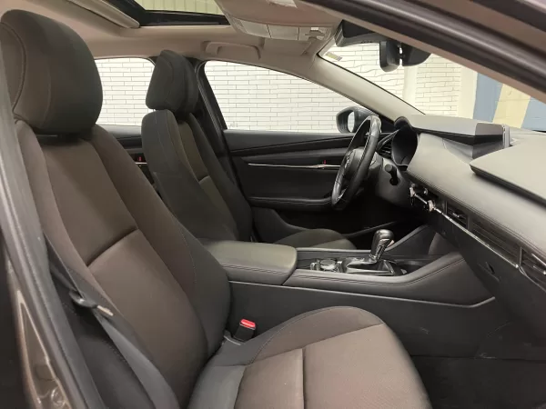 Mazda 3  I Sport 2020 - Image 13