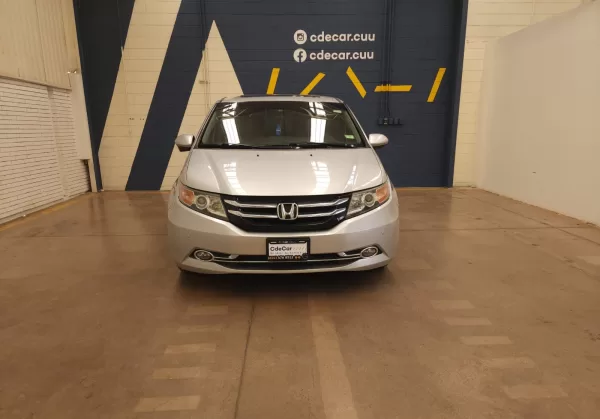 Honda Odyssey Touring 2015 - Image 5