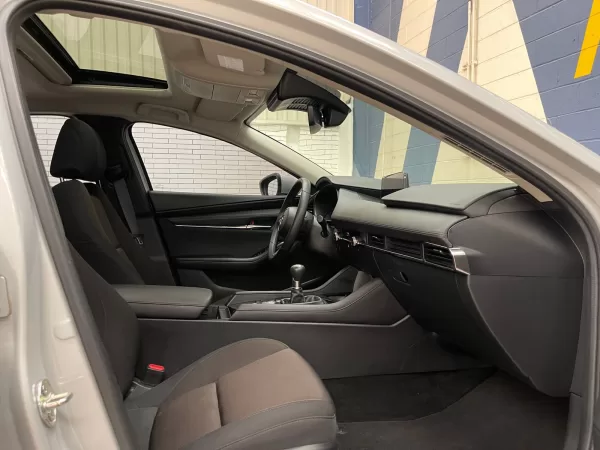 Mazda 3 I Sport 2024 - Image 11