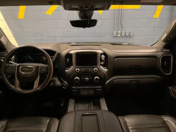 GMC Sierra Denali 2020 - Image 11