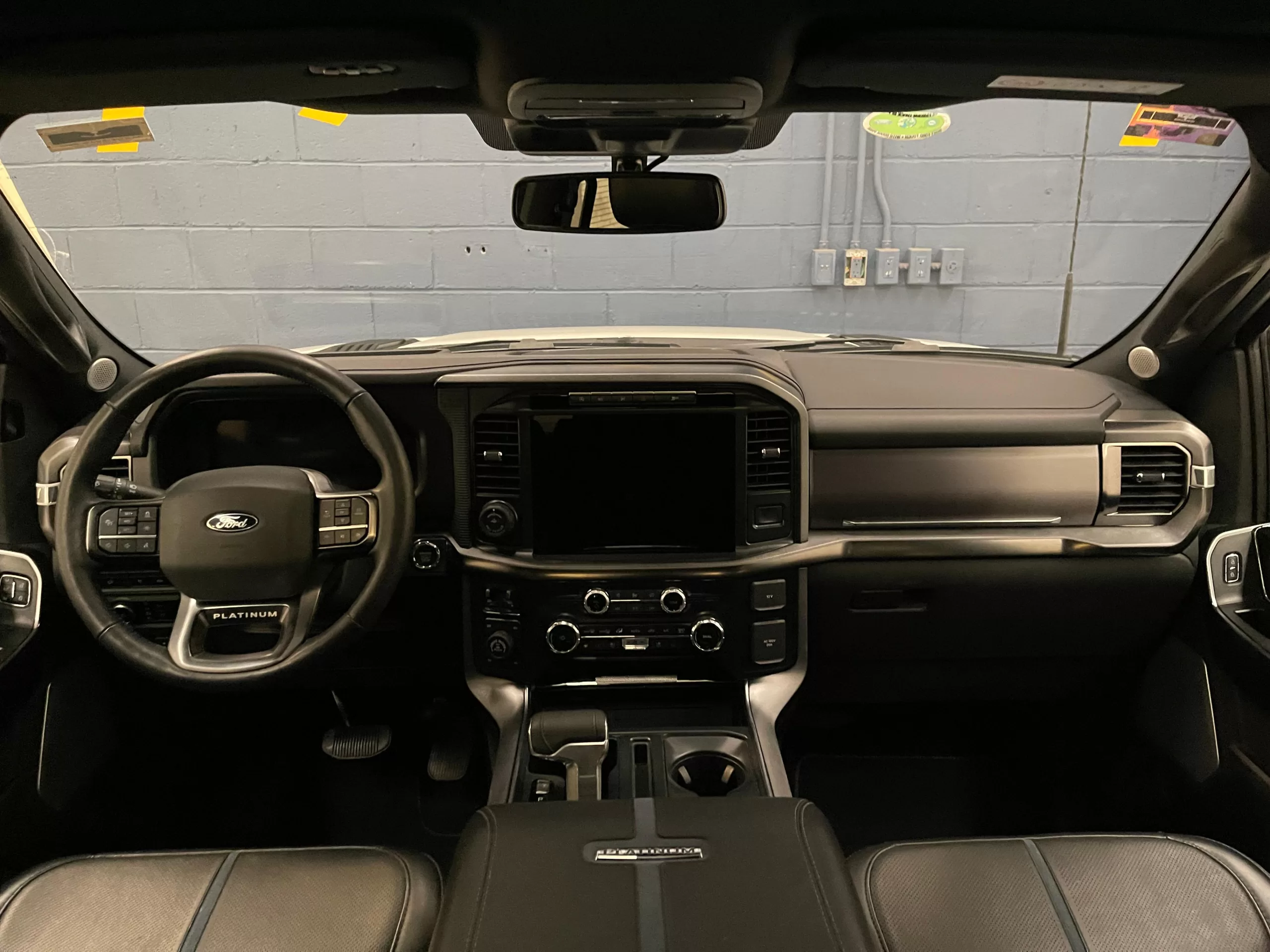 Ford Lobo Platinum 2024 - Image 10
