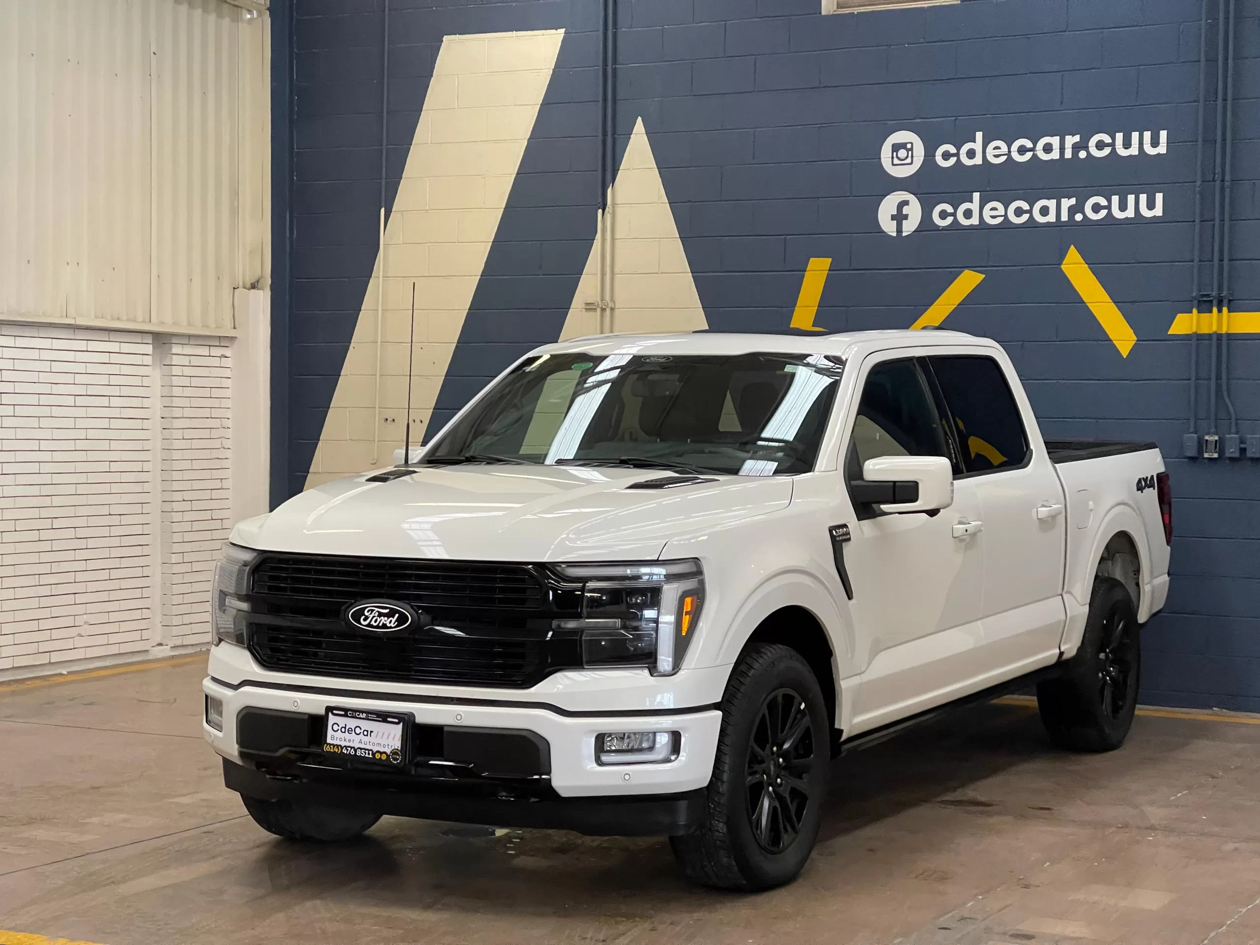 Ford Lobo Platinum 2024 - Image 5