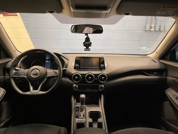 Nissan Sentra Sense 2023 - Image 12