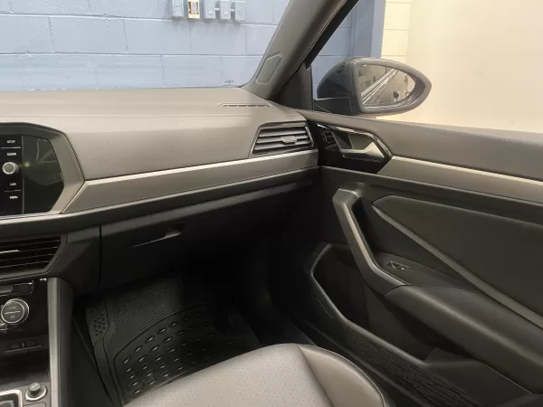 Volkswagen Jetta R Line 2021 - Image 12