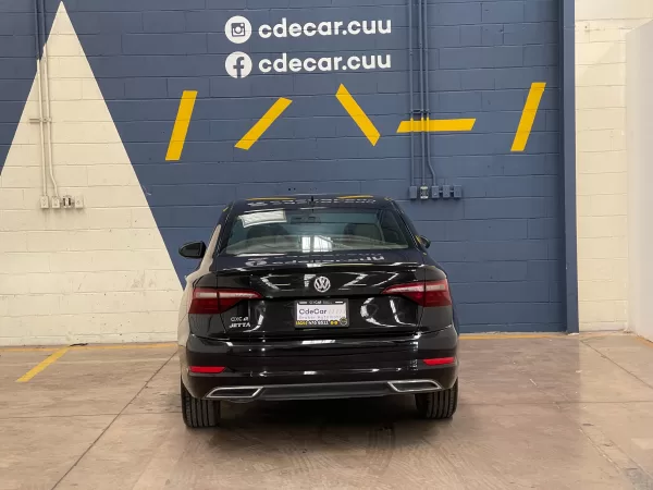 Volkswagen Jetta R Line 2021 - Image 7