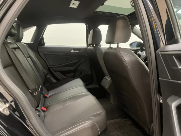 Volkswagen Jetta R Line 2021 - Image 17