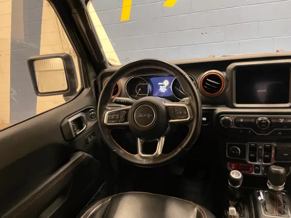 Jeep JT Mojave 2023 - Image 17