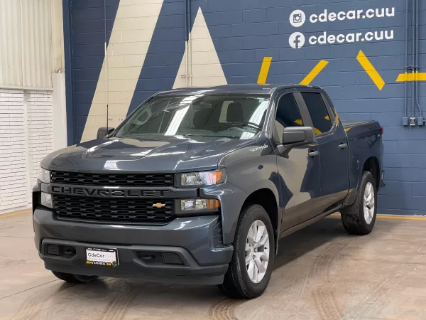 Chevrolet Silverado Custom 2019 - Image 8