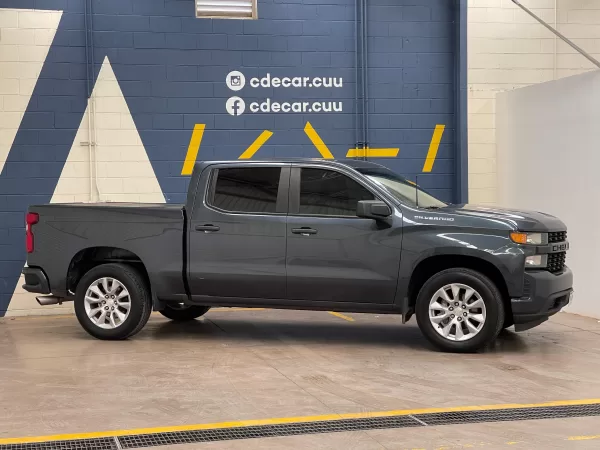 Chevrolet Silverado Custom 2019 - Image 4