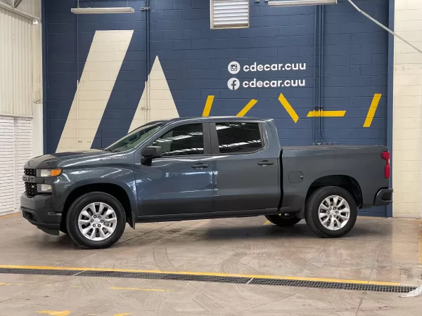 Chevrolet Silverado Custom 2019 - Image 9