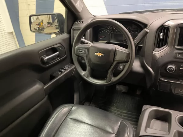 Chevrolet Silverado Custom 2019 - Image 14