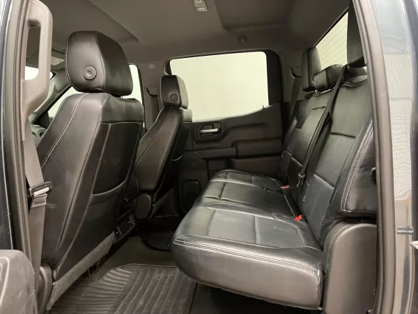 Chevrolet Silverado Custom 2019 - Image 15
