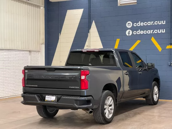 Chevrolet Silverado Custom 2019 - Image 5