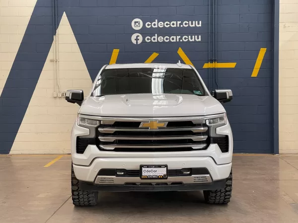 Chevrolet Cheyenne High Country 2023 - Image 3