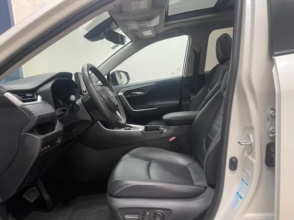 Toyota Rav4 Hybrid (HSD) 2021 - Image 13