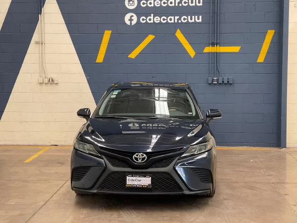 Toyota Camry SE 2020 - Image 3