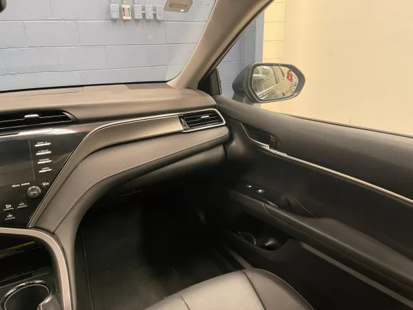 Toyota Camry SE 2020 - Image 14