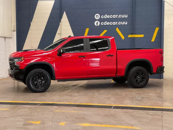 Chevrolet Cheyenne ZR2 2023 - Image 5