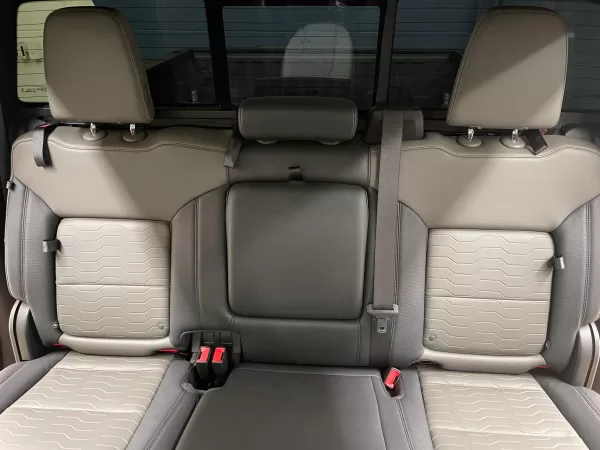 Chevrolet Cheyenne ZR2 2023 - Image 12