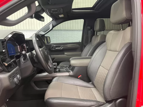 Chevrolet Cheyenne ZR2 2023 - Image 13