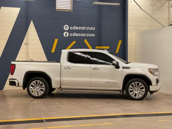 GMC Sierra Denali 2020 - Image 9