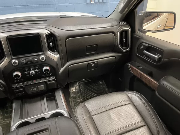 GMC Sierra Denali 2020 - Image 15